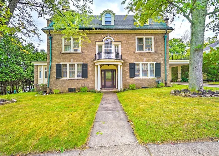 Charming Historic Home ~ 1 Mi To Dtwn Olean!