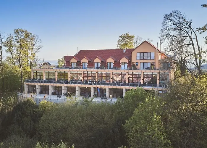 Kluet Hotel