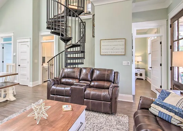 Stunning Lakefront Retreat W/ Dock Access!