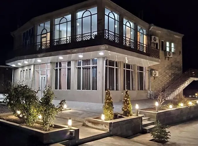 Yolyans Hotel