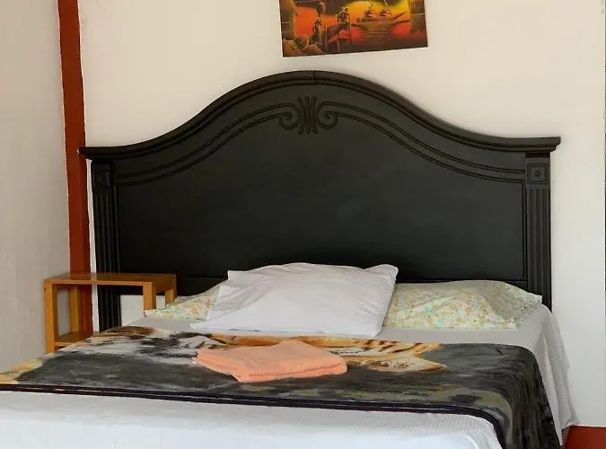 Hotel Villa del Lago, Gladys