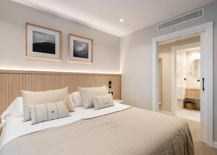 Nirea Hotel