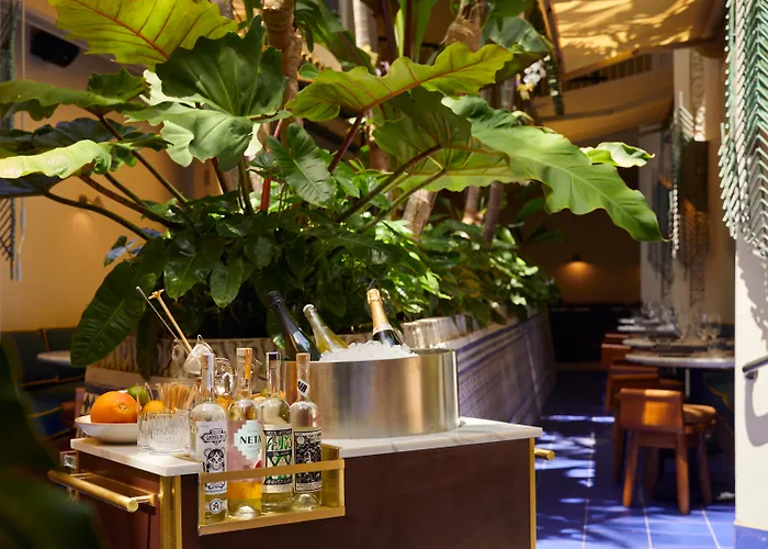 Mayfair House Hotel & Garden