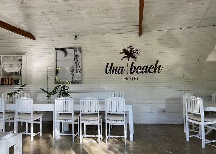 Una Beach Hotel & Olu Cafe