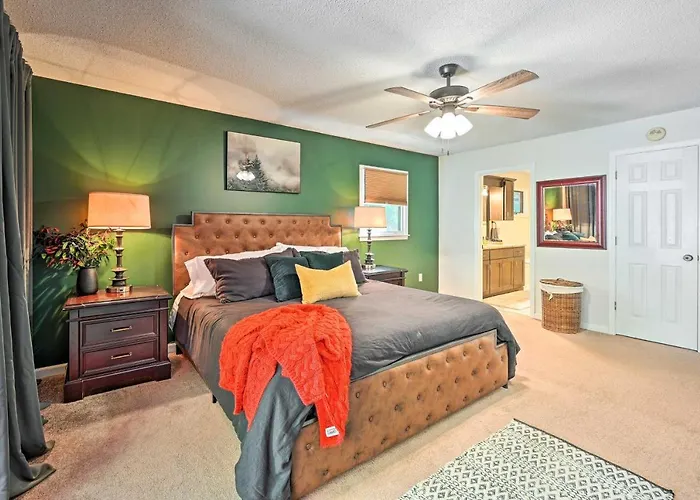 Game Room + Fire Pit! Multi-Level Anderson Home