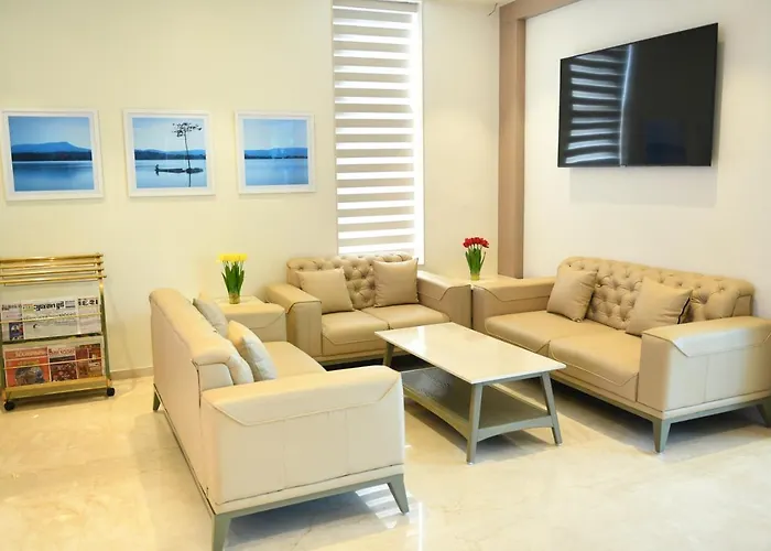 Hotel Blueivy Anand
