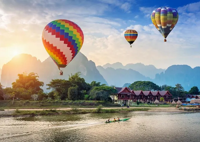 Vang Vieng Camellia Hotel