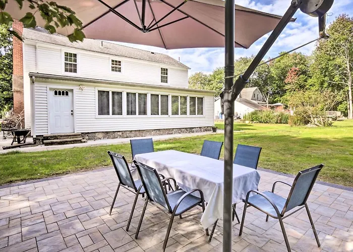 Upscale Waterbury Retreat W/ Indoor Hot Tub!