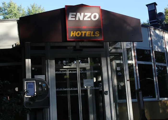Enzo Hôtels Premier Prix - Logis Amnéville