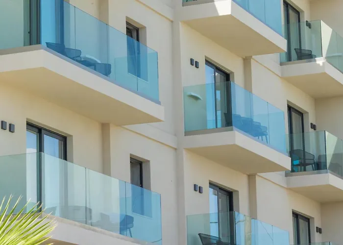 Cabana Blu Hotel & Suites