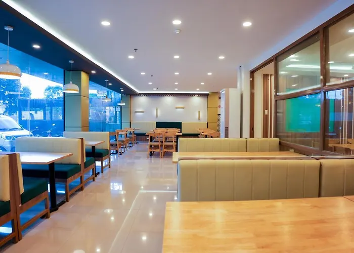 Primeluxe Hotel