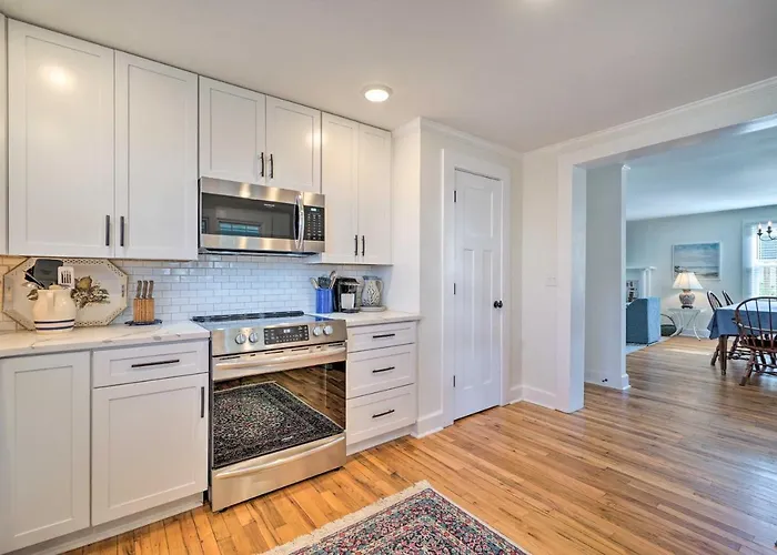 Historic Family Home < 1 Mi To Long Beach!