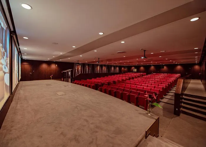 Krystal Palace Douala