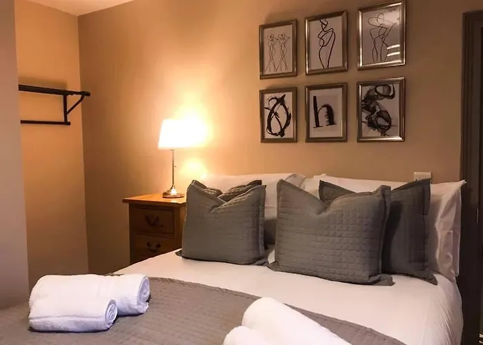 The White Hart Rooms
