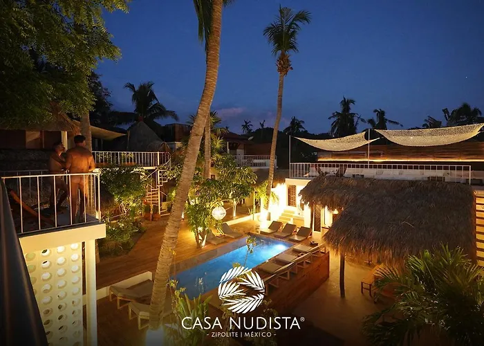 Casa Nudista - LGBT Hotel