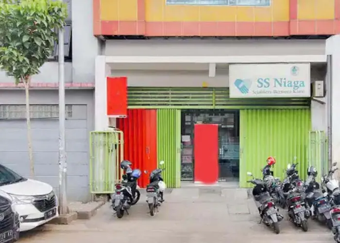Reddoorz Near Bg Junction Surabaya
