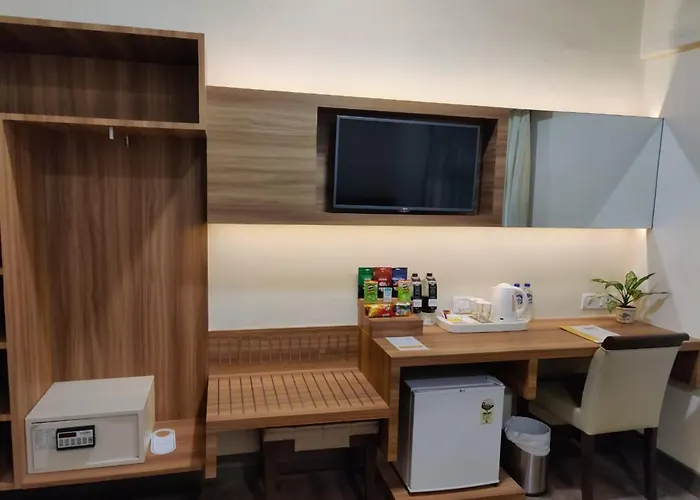 Hotel Bawa Regency Dadar