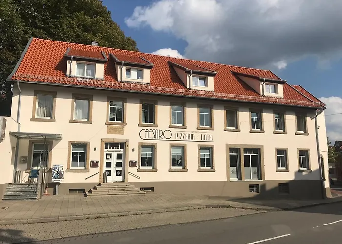 CAESARO Hotel&Pizzeria - 20 Jahre Familienunternehmen