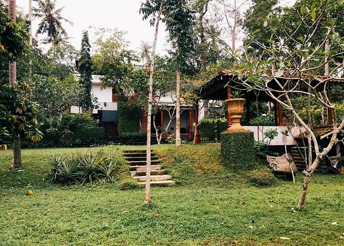 Swarnapaya Residence