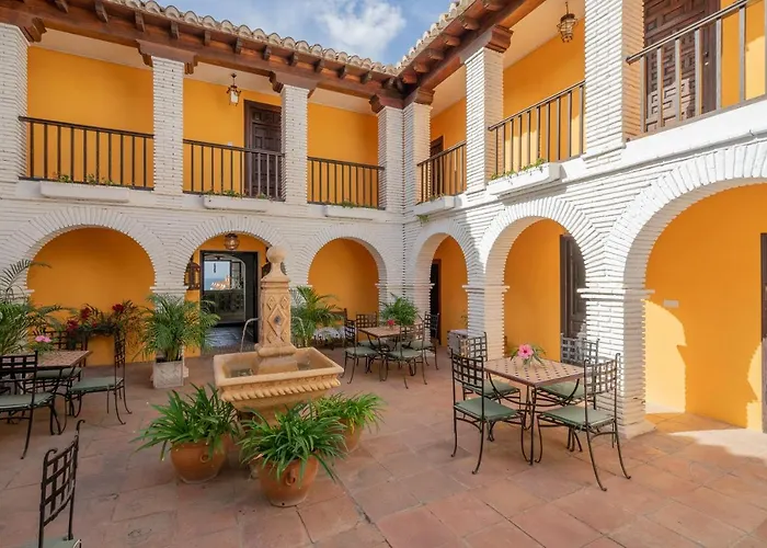 La Tartana Hotel Boutique