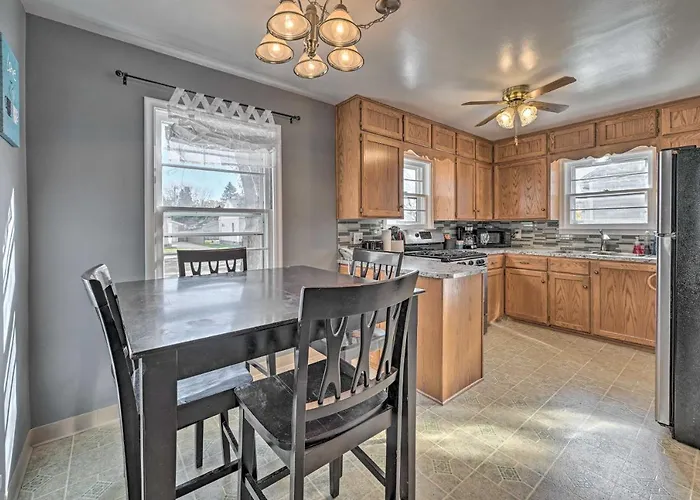 Charming Family Home ~ 4 Mi To Granite Peak!