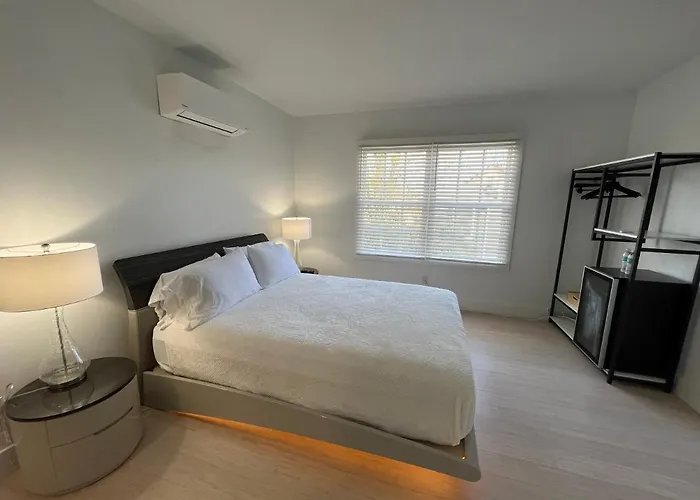 Elaine'S Cape May Boutique Hotel