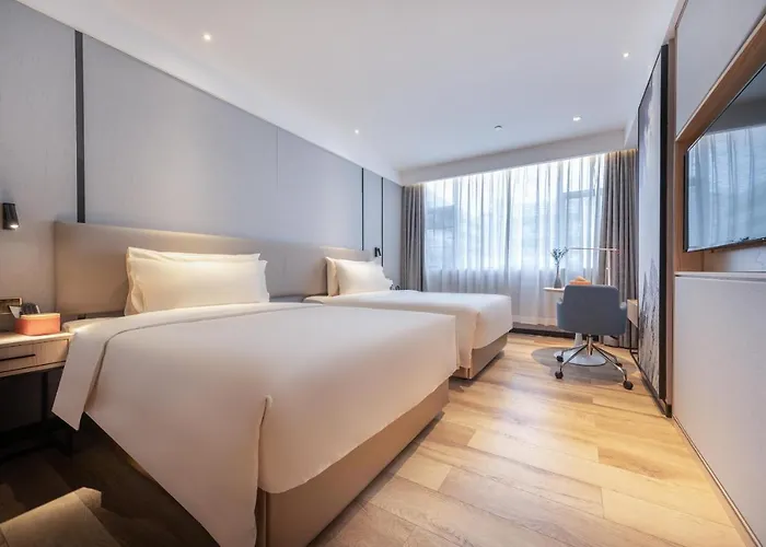 Atour X Hotel Shenzhen Longhua Dalang Commercial Center