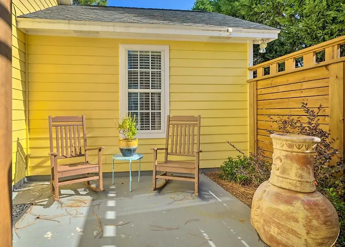 Peaceful Wilmington Home Near Beach & Downtown!