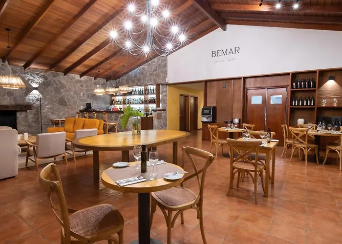 Bemar Carmelo Hotel