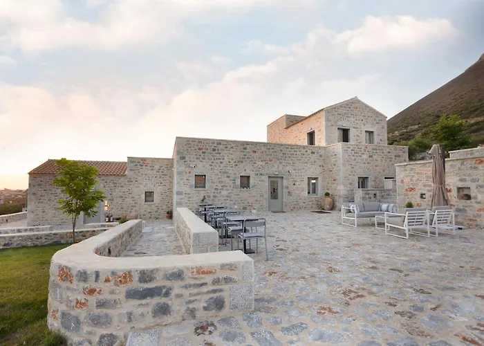 Armantanis Luxury Suites
