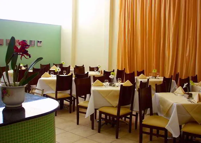 Green Valley Hotel