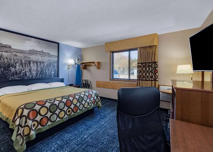 Super 8 By Wyndham Valentine Ne