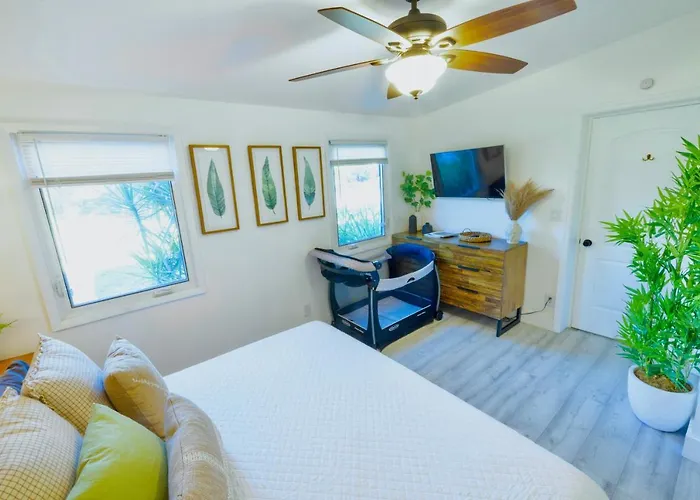 Private Heated Pool Oasis Pet-Friendly Retreat Short Or Long Stays Sleeps 2-8 Ppl