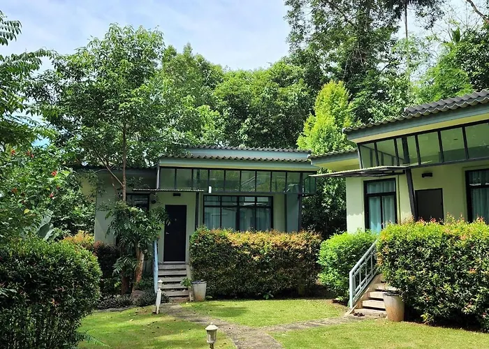 Snapper House