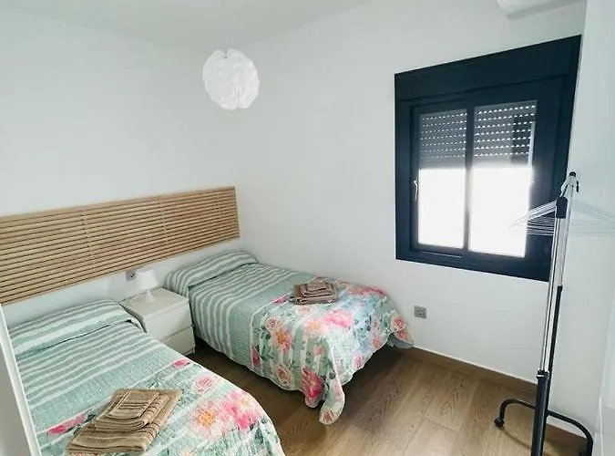 Tríplex Cruz del Mar Beach, Apartamentos Living Sur