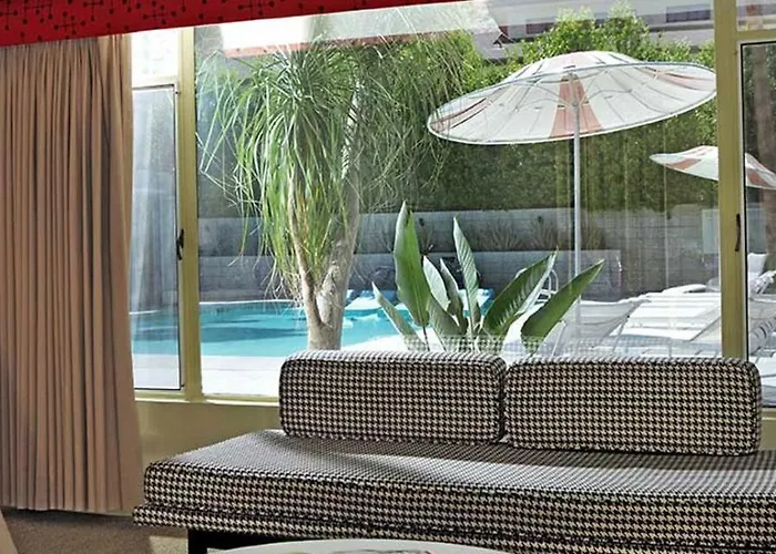 Orbit In - 21 And Over - A Town & Desert Boutique Hotel (Adults Only)