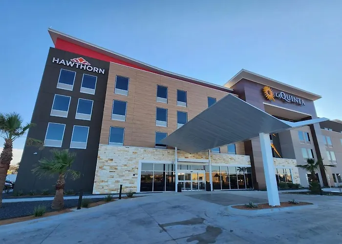 Hawthorn Extended Stay By Wyndham Del Rio