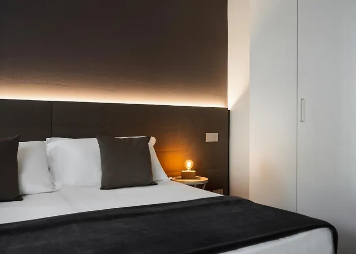 Hotel Lux SH