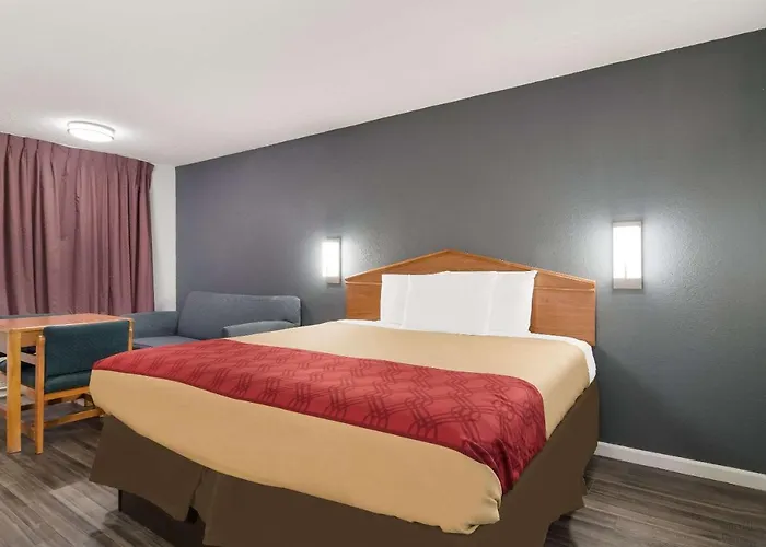 Econo Lodge Calhoun North Damascus