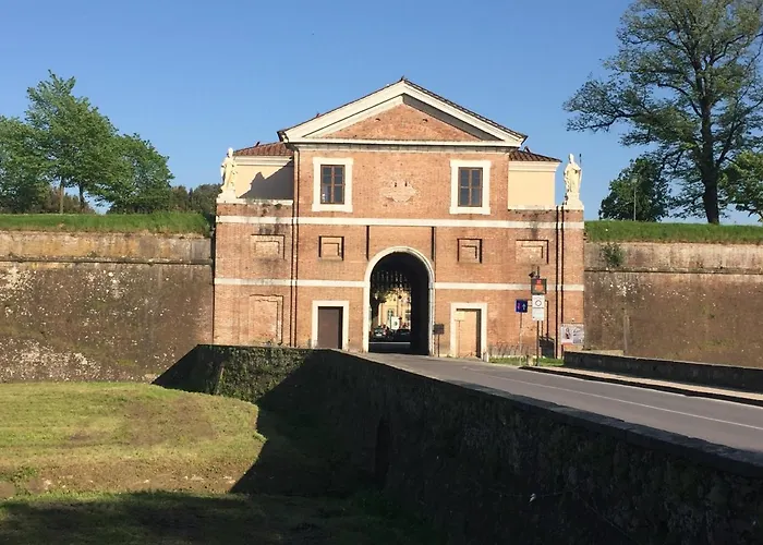 La Butterfly Relais Bed and Breakfast Lucca