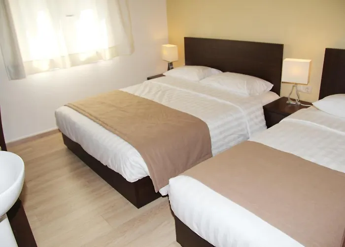 Rea Hotel