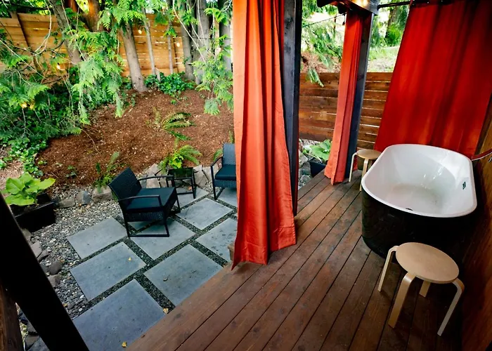Artbliss Hotel