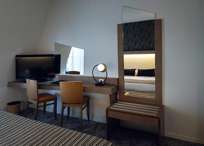 Alysson Hotel