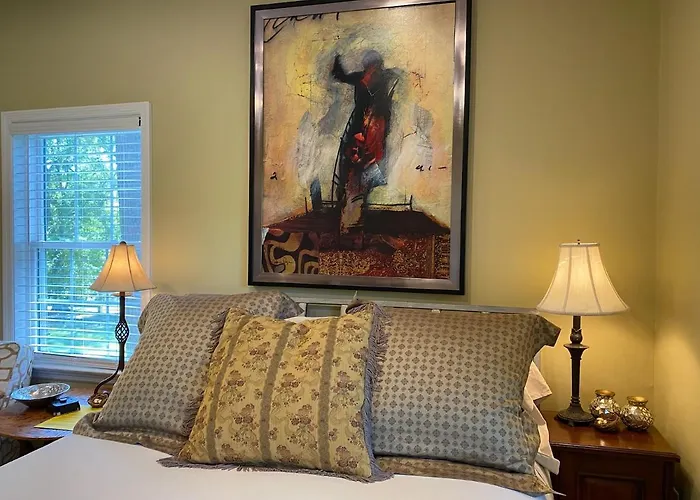 The Birdnest Inn