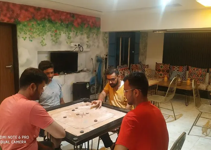 Coliwo Un Hostel - Viman Nagar