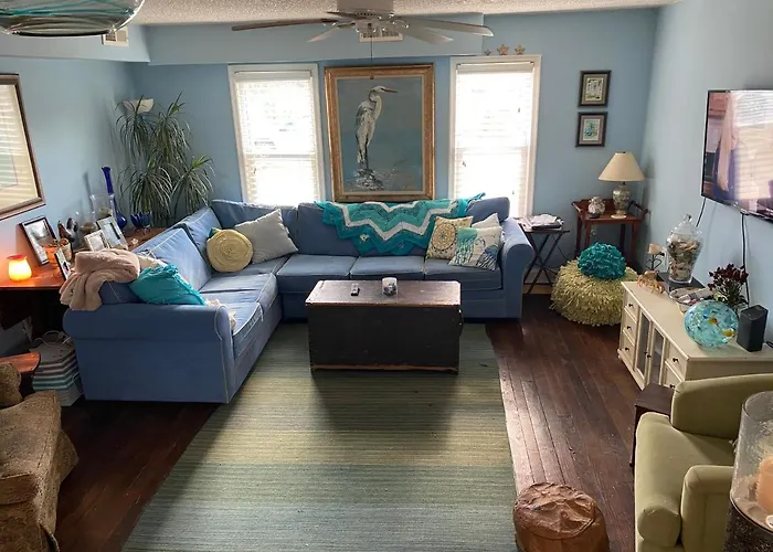 Beach Haven Dog Friendly Farmette Great For 2 Couples
