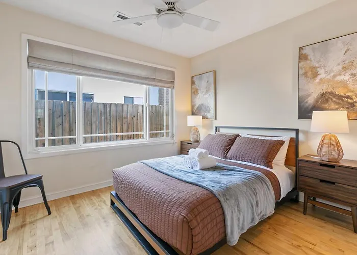 @ Marbella Lane - Modern And Sleek Home In Redwood