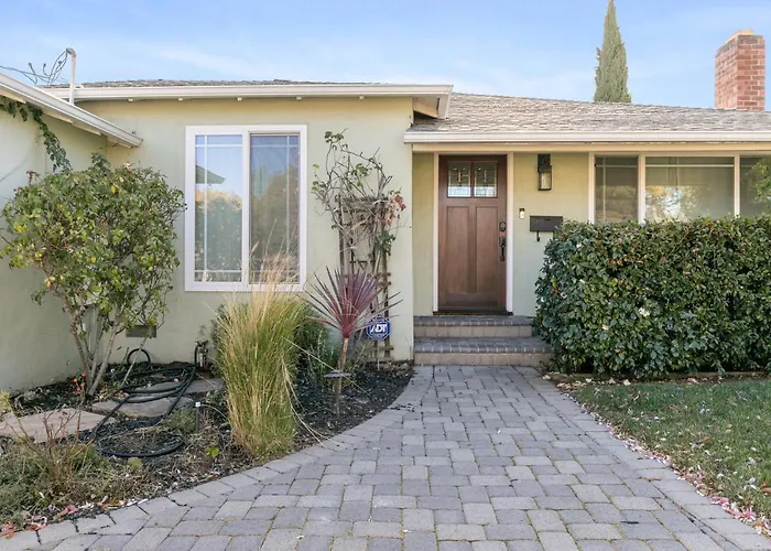 @ Marbella Lane - Modern And Sleek Home In Redwood