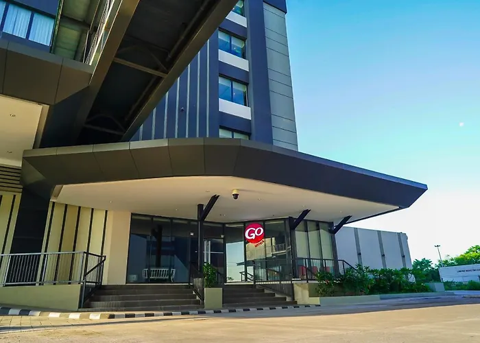 Go Hotels Plus Naga