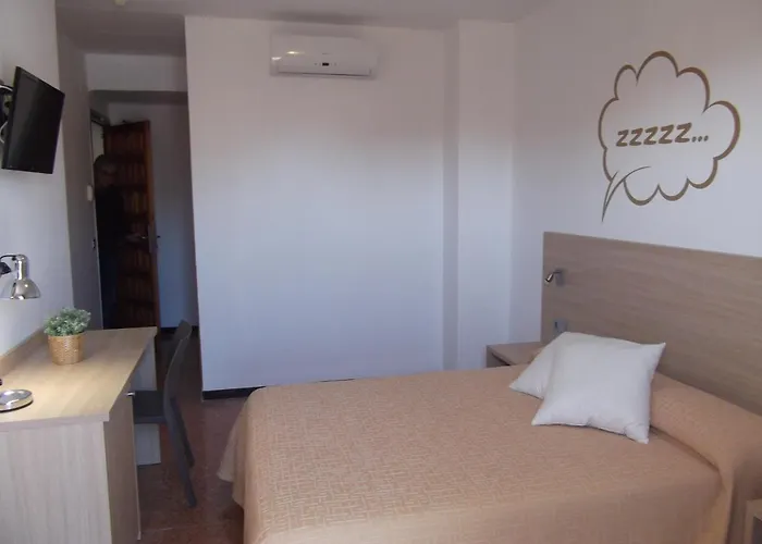Hotel Mediterrani Express